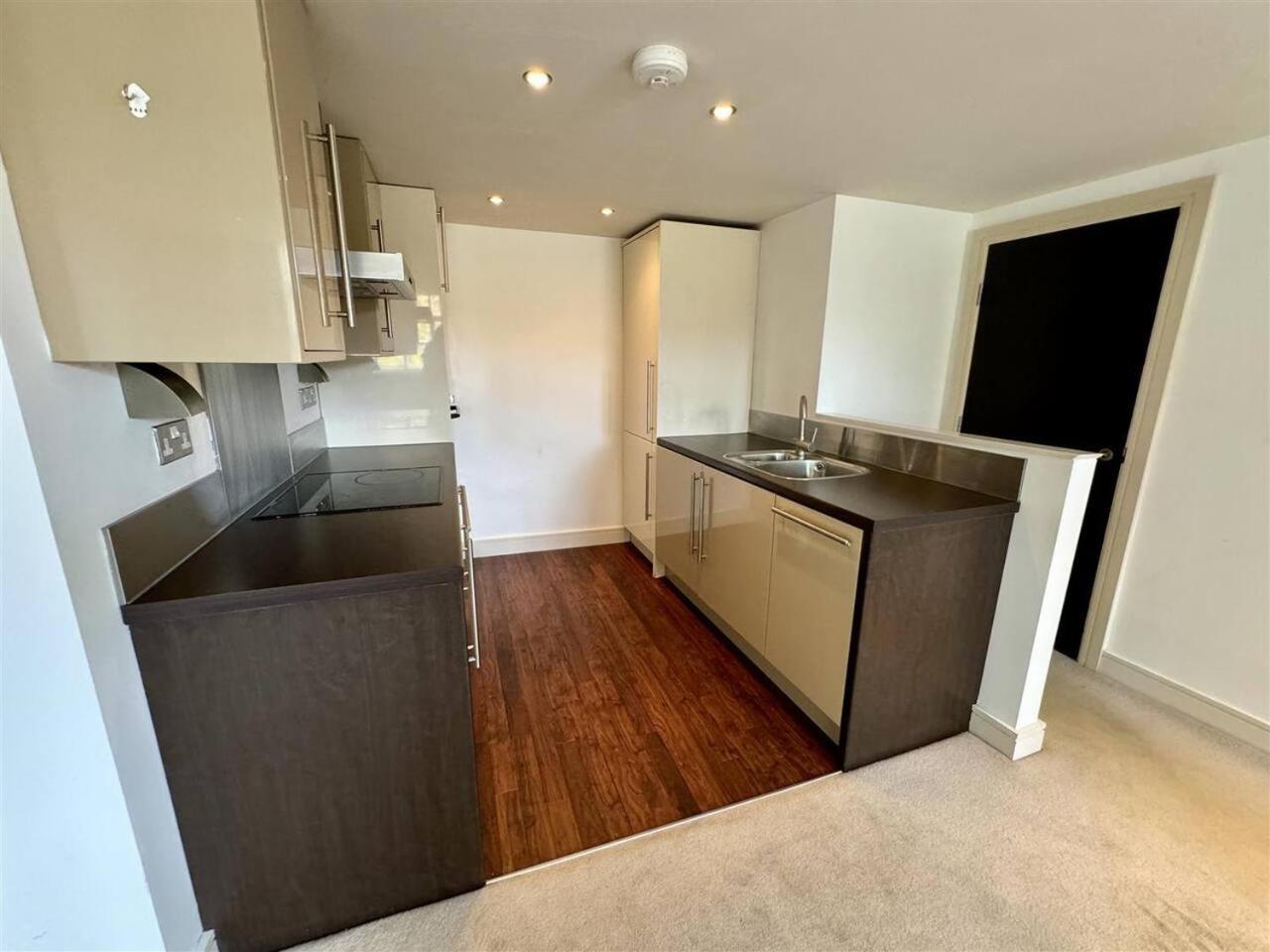 Lovely 1 Bedroom Apartment With Free Parking & Gym Kirkburton Exteriér fotografie